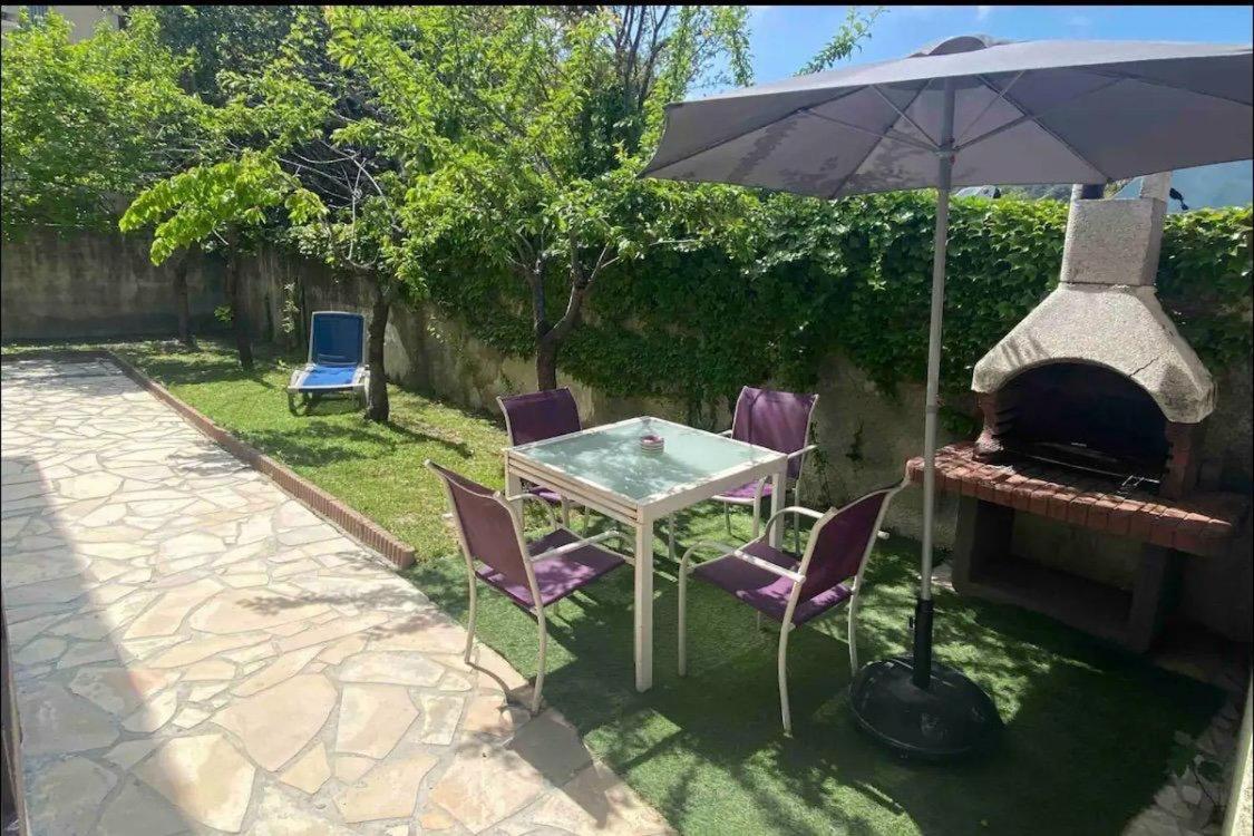 빌뇌브루베 3 Pieces Climatise En Rez De Jardin Avec Piscine 아파트 외부 사진
